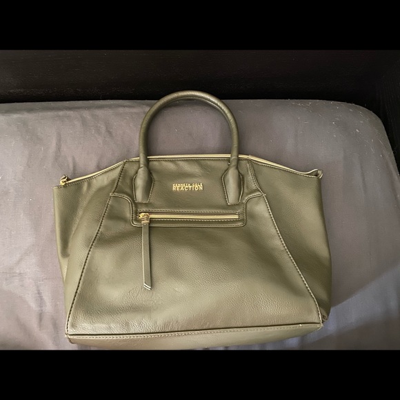 Kenneth Cole Purse - Picture 1 of 4